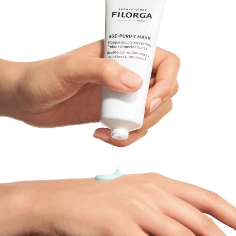 FilorgaAge-PurifyMaskdispendedontotopofhand